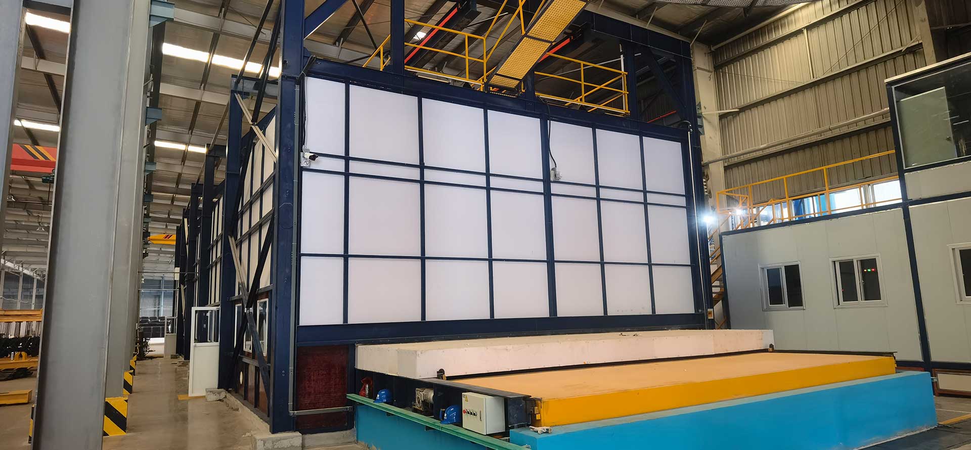 專業(yè)綜合熱鍍鋅生產線供應商 - 河北安諾提供：設計，制造，安裝，委托，培訓。